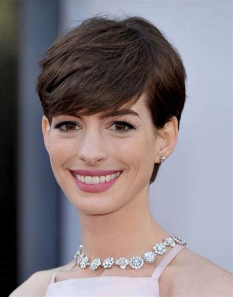 Pixie Cut Anne Hathaway Coupe Pixie Anne Hathaway