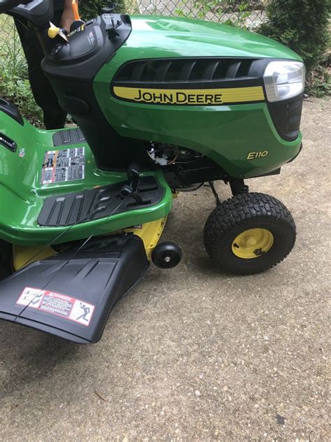 John Deere E110 19 Hp 42 In Riding Lawn Mower For Sale In Camp Springs