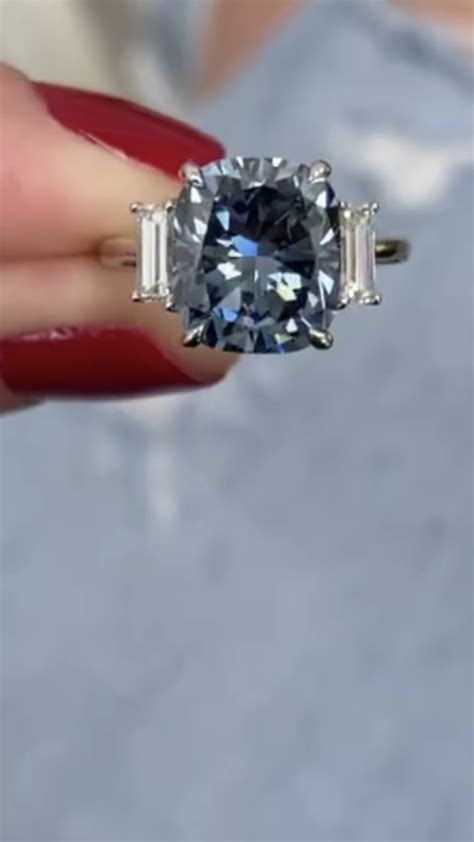 Pin By Manoj Kadel On Rings Fantasy Jewelry Beautiful Rings Bling