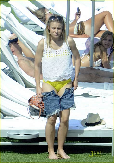 Kristen Bell Yellow Bikini In Miami Photo 2534354 Bikini Kristen Bell Photos Just Jared