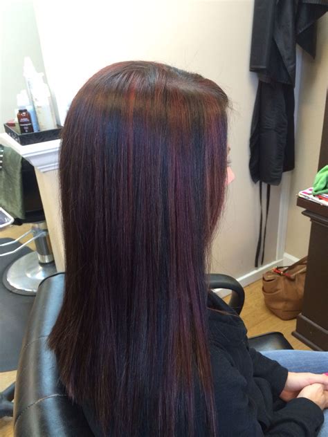 The maintenance level of highlights on dark brown hair can vary based on the highlights you decide to get. #dark brown #burgundy highlights # auburn | Hair color ...