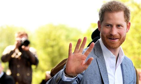 Prince Harry Reappears During Self Isolation At Frogmore Cottage Watch Video Hello Nacho