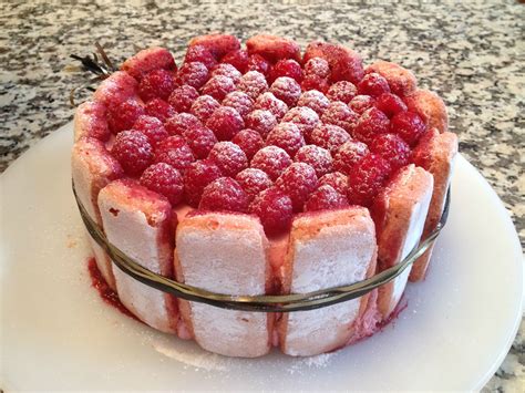 Charlotte aux framboises