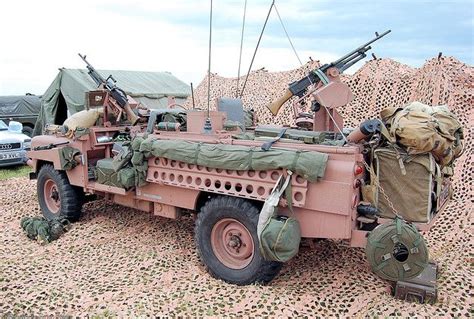 Land Rover Sas Pink Panther Land Rover Military Vehicles Army Truck