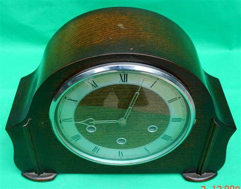 English 1920s Westminster Chimes 8 Day Mantle Clock Clock Time