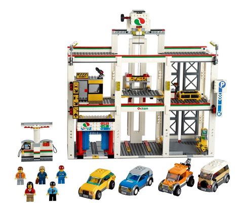 The set also contains 3 vehicles and a work shop & garage. LEGO City 4207 City Garage *** BRAND NEW SEALED ...