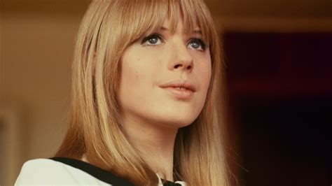 Has Marianne Faithfull Finally Conquered Her Demons Vogue Catches Up With The Rock N Roll