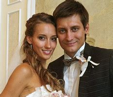 Join facebook to connect with дмитрий гудков and others you may know. Жена Дмитрия Гудкова