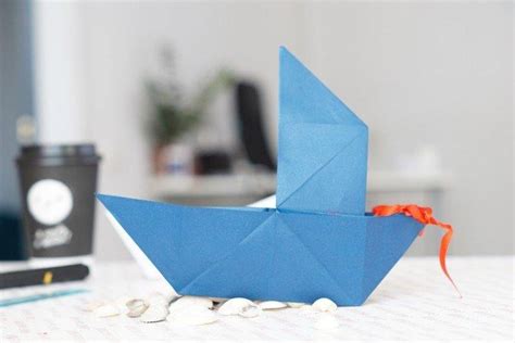 Как сделать двухтрубный кораблик из бумаги пошаговая инструкция