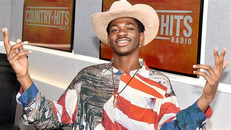 Lil Nas X Country Rap Smash Old Town Road Divides Cma Awards Voters Fox News