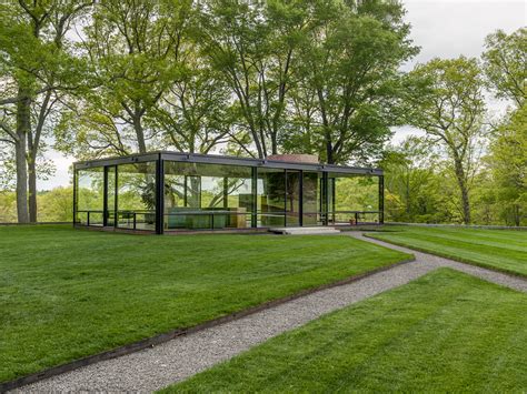 Antp , terra display options: The Glass House | Visit CT