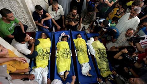 Gaza Dolor Inenarrable En Funerales De Los Niños Asesinados Foto 1
