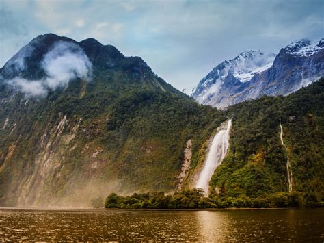 Wallpaper Bowen River Milford Sound New Zealand Waterfalls