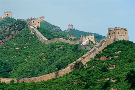 China Disapproves Airbnbs Plan To Host A Night At The Great Wall