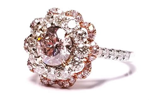 235ct Natural Fancy Light Pink Diamond Engagement Ring Gia 18k White