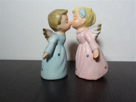 Vintage Ceramic Pair Of Kissing Angels Old Fashioned Etsy Vintage