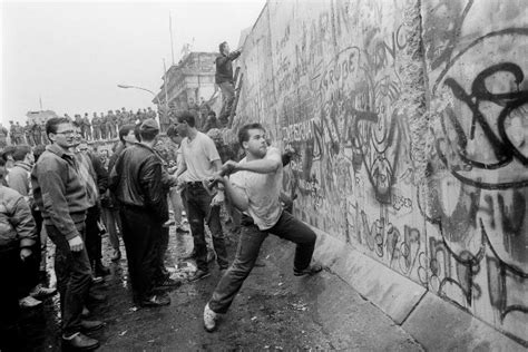 10 Surprising Facts Of The Berlin Wall That You Probably Dont Know