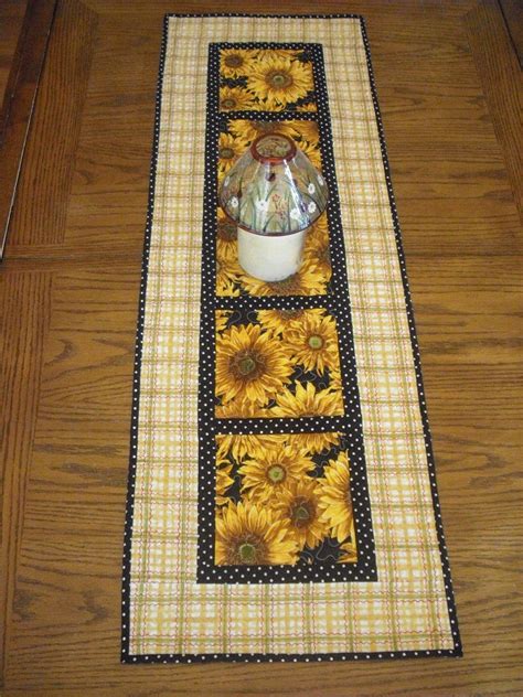 Beautiful Sunflower Quilted Table Runner Table Runner Pattern