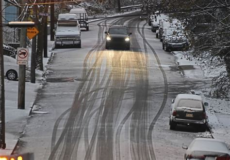 Expect Slippery Roads Nws Warns Of Freezing Rain In Winter Weather