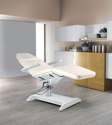 Massage Table Lemi 2 Chair Bed With Hydraulic Lift And Manual Adjustments For Legrest