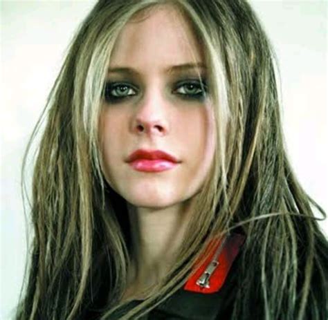 Avril Lavigne Under My Skin Avril Lavigne Style Avril Lavigne Avril