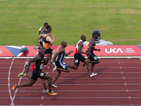 How To Run A Faster 100m The Complete Sprinters Guide