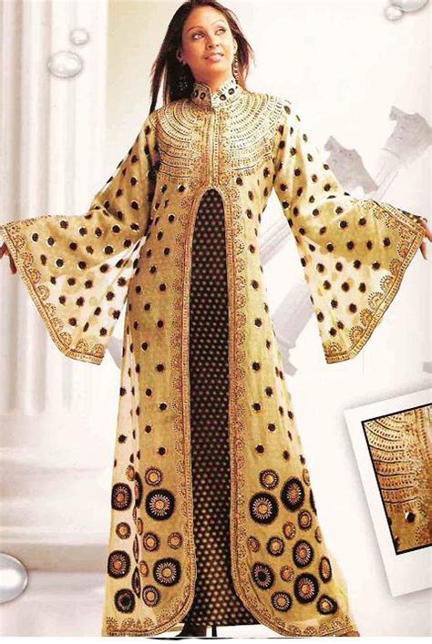 Find the perfect traditional arab dress stock photo. Oppza Glamorous World: Arabian Traditional Clothing