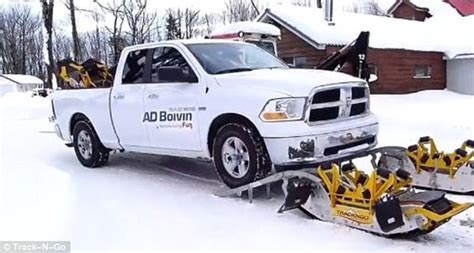 Track N Go System Turns Pick Ups Into Snowmobiles Daily Mail Online