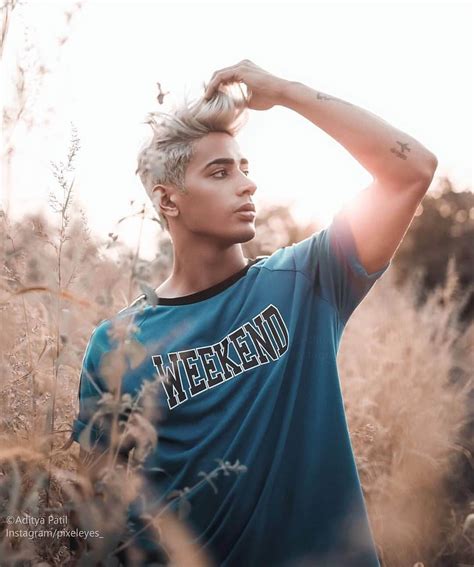 New hd background download, download picsart hd background, best hd background download danish zehen(born 16 march 1996) is a youtuber, vlogger, rapper and model from india. Danish Zehen Images (22) - News Bugz