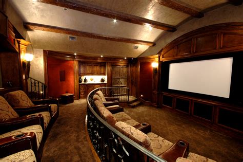 Massive home theater decor sale. Easy Ways to Build a Kick-ass Home Theater - Movie Season ...