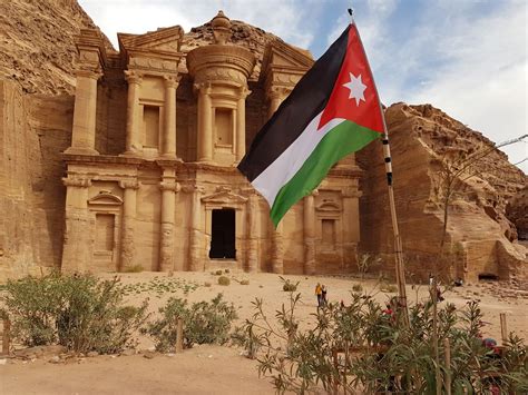 Petra Tajemnicze Miasto W Jordanii Wykute W Ska Ach Wp Turystyka