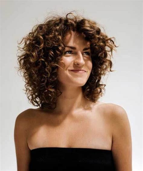 30 Best Curly Hairstyles For Medium Hair Belletag