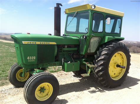 John Deere 4320 Specs F