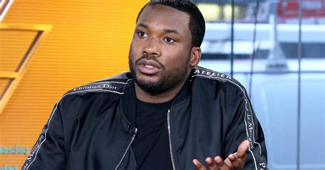 Watch my life throughout all the ups and downs it's amazing tho 🏆 from the bottom @dreamchasers meekmill.lnk.to/middleofitvideo. Rapper Meek Mill blames 'atmosphere and circumstance,' not ...