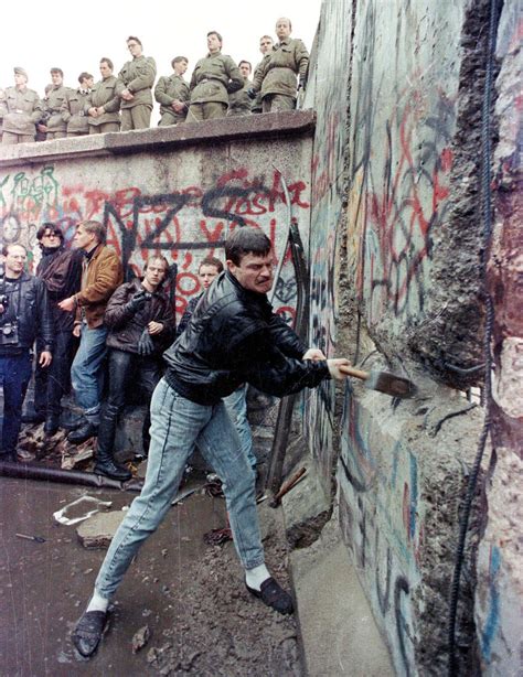 The Fall Of The Berlin Wall The Bristorian