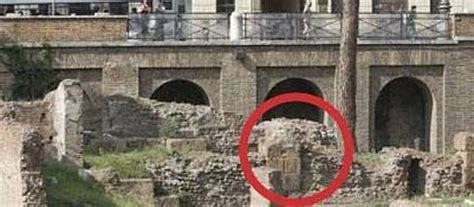 Site Of Julius Caesar Stabbing Found In Rome Wanted In Rome