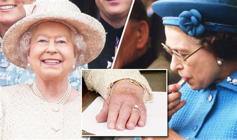This Is The Queens Favourite Nail Polish Its By Essie And It Costs £799 Style Life