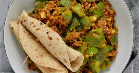 Dry Green Pepper Curry Gujarati Recipes Indian Food Recipes Gujarati