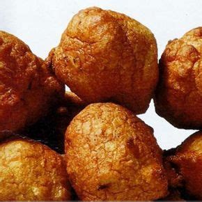 Crispy fried dough balls that go perfectly with a sweet or savory dip and some fried fish. Copycat "Long John Silvers" Hush Puppies | Recipe | Recipes, Copykat recipes, Hush puppies recipe