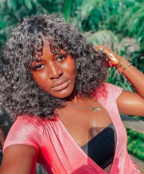 Alex Unusual Gets Into Heated Argument With Policeman Who Demanded To