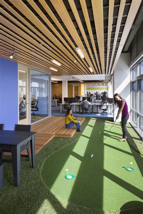 We use our expert knowledge of availability around the world to broker executive suites, find commercial property, leased space and operate managed offices. Gallery of GoDaddy Silicon Valley Office / DES Architects ...