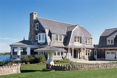 10 Classic Cape Cod Homes That Do Beach Decor Right Photos Architectural Digest