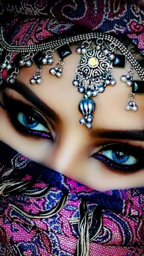 Arabic Smokey Eyes Egyptian Eye Makeup Arabian Beauty Women Arab Beauty