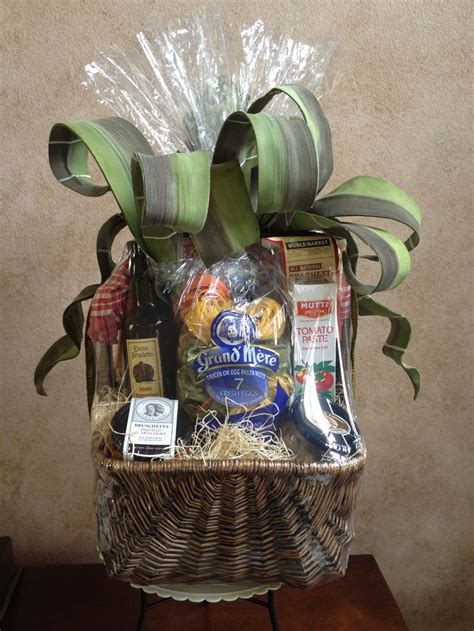 Artisan olive oil & sea salt crackers. Pasta basket (With images) | Customized gifts, Gift ...