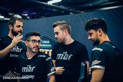 Faze Clan Cs Go Team - Coldzera disables his Instagram comments after hinting at a move to