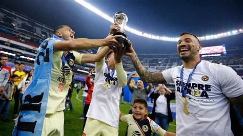Roger martínez, jugador del américa, en un partido.@rogermartinezt9. Liga MX Clausura 2021: El sublíder duplica la cantidad de ...