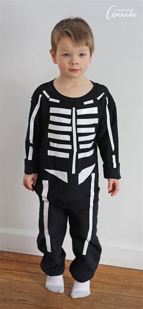 Skeleton Costume Learn To Make A Skeleton Costume Using Duct Tape