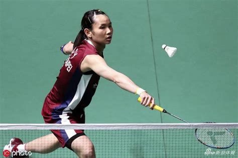 Jul 20, 2021 · 戴资颖若一切顺利，以小组第一晋级淘汰赛，预计16强可以轮空，但8强便有机会遭遇泰国老对手第5种子依瑟侬（ratchanok intanon），两人在国际赛事. 戴资颖2020年奥运后退役？ 张军：一切都有可能_羽毛球_新浪竞技风暴_新浪网