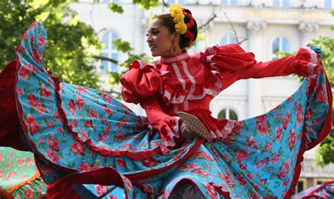 Images Of Mexican Dancers Mexican Dancer Ballet Folklorico