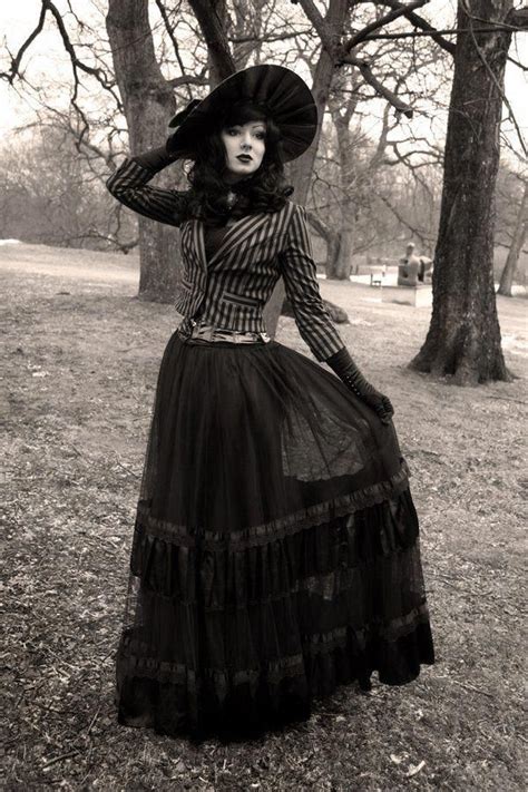 Gothic Fashion For Those Men And Women That Delight In Being Dressed